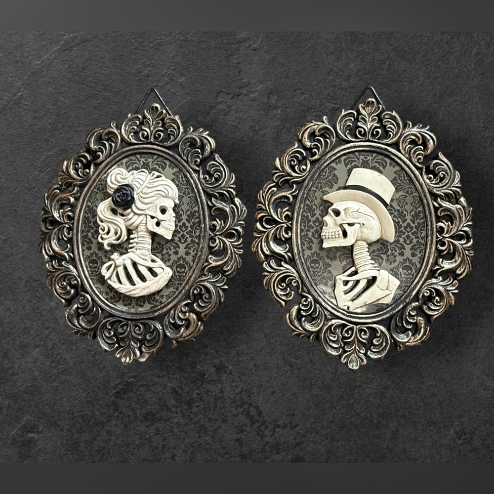 Gothic Halloween Skeleton 3D Framed Cameo Wall Decoration Victorian Set NWT